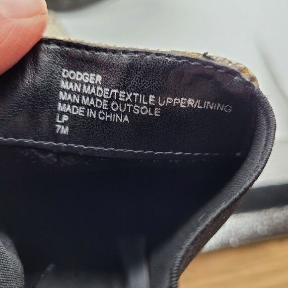 Charles By Charles David Dodger black snake print Ankle Boots Women’s Sz 7 ivory - Picture 10 of 10